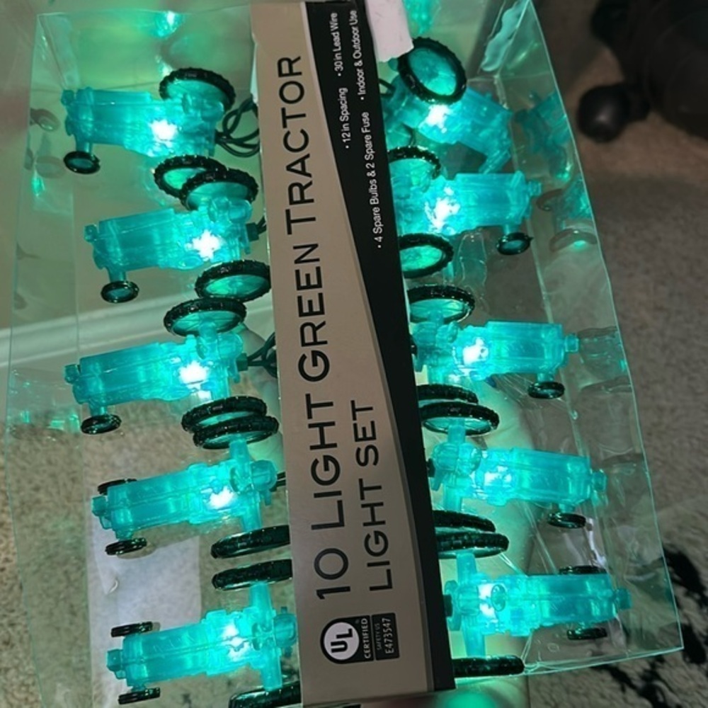 Kurt S. Adler 10-Light Green Tractor Light Set